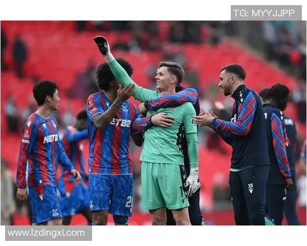 足总杯精彩对决巴黎圣日耳曼与里昂激战成平局十大进球回顾