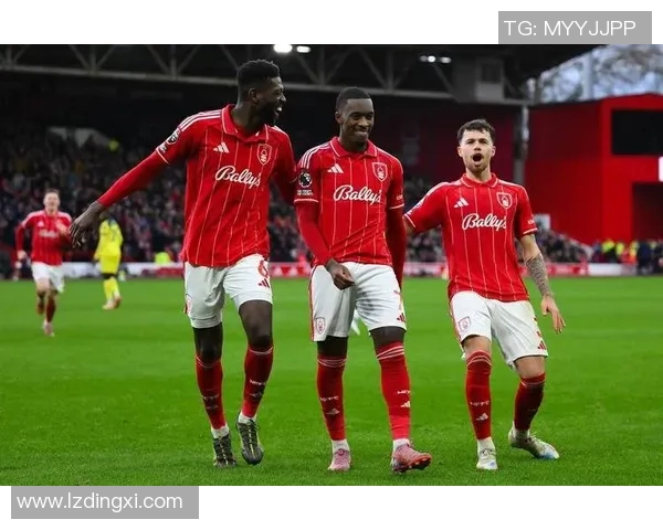 中超激战阿森纳大胜马竞红牌事件引发全场热议 中超激战阿森纳大胜马竞红牌事件引发全场热议