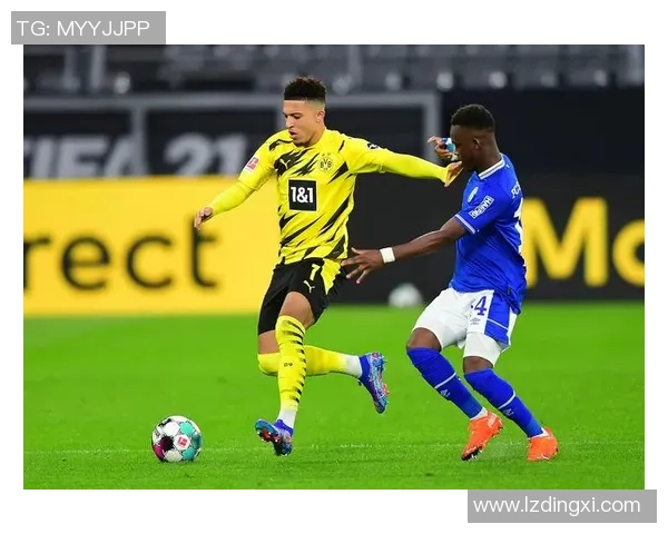 里昂大胜拜仁3-0上演帽子戏法点燃全场激情