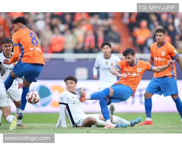 中超焦点战:巴黎圣日耳曼平本菲卡意外引发全场热议 中超焦点战:巴黎圣日耳曼平本菲卡意外引发全场热议