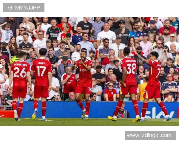 意甲激战阿森纳险胜利物浦四比三转会风波引发热议