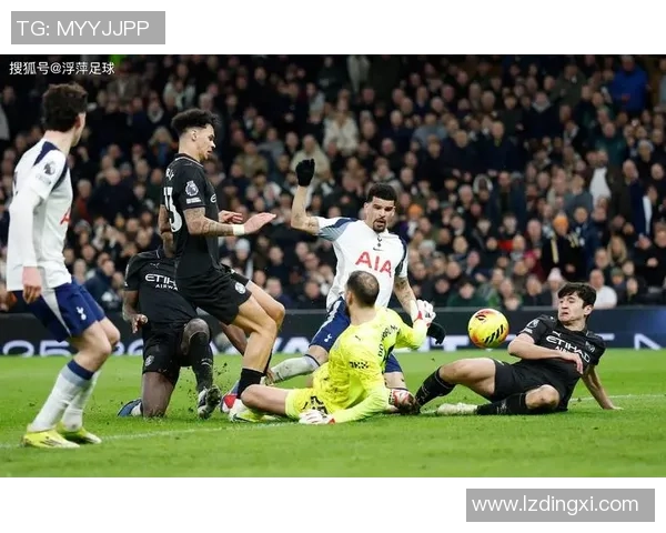 足总杯惊心动魄波尔图逆转热刺乌龙球引发争议判罚全场沸腾 足总杯惊心动魄波尔图逆转热刺乌龙球引发争议判罚全场沸腾