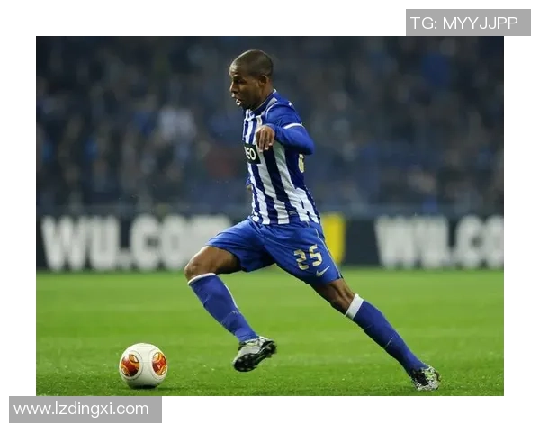 国王杯激战国米3-0波尔图争议判罚引发全场热议 国王杯激战国米3-0波尔图争议判罚引发全场热议