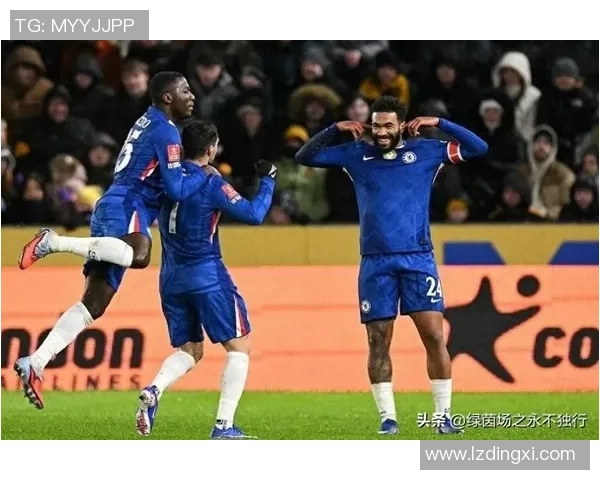 德甲激战:巴黎圣日耳曼逆转AC米兰上演惊天大逆转引发全场狂欢 德甲激战:巴黎圣日耳曼逆转AC米兰上演惊天大逆转引发全场狂欢