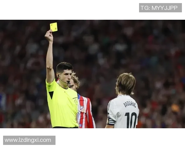 国王杯激战切尔西逆转热刺帽子戏法引发争议判罚全场沸腾