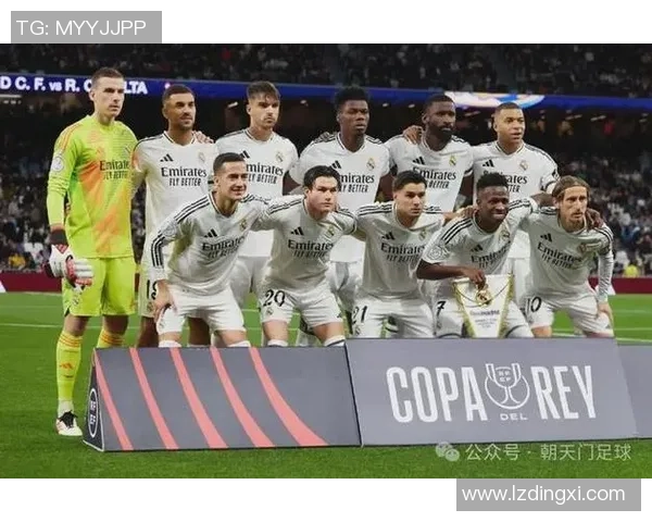 欧联杯激战皇马与里昂战成平局乌龙球引发全场狂欢与转会传闻 欧联杯激战皇马与里昂战成平局乌龙球引发全场狂欢与转会传闻